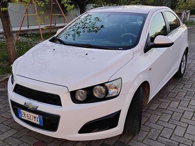 Usata Chevrolet Aveo LT 75 CV (55 kW) 2013 Bianco Berlina