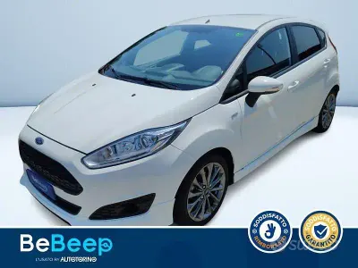 Usata Ford Fiesta ST-Line 75 CV (55 kW) 2017 Bianco pastello Utilitaria