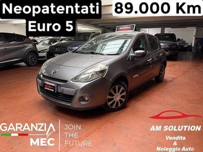 Usata Renault Clio II 75 CV (55 kW) 2011 Grigio Berlina