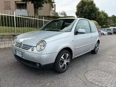 Usata VW Lupo Trendline 75 CV (55 kW) 2004 Argento Utilitaria