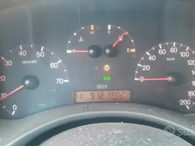 Usata Fiat Punto 60 CV (44 kW) 2002 Grigio Utilitaria