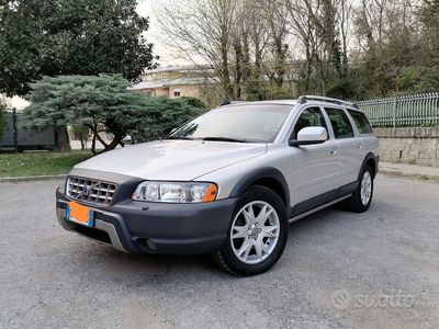 usata Volvo XC70 XC70 2.4 D 163 CV AWD Momentum