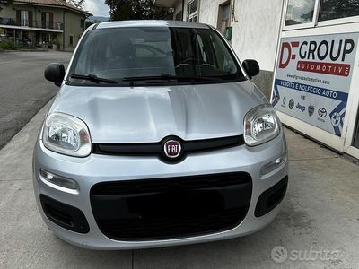 Usata Fiat Panda Lounge 69 CV (50 kW) 2016 Grigio Utilitaria