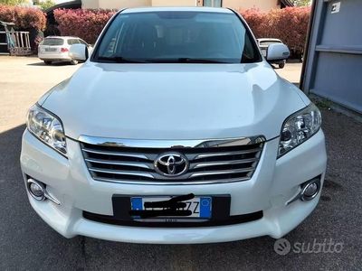 Usata Toyota RAV4 Style 150 CV (110 kW) 2013 Bianco SUV