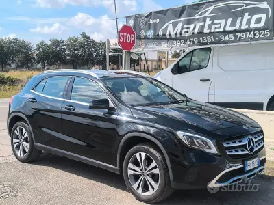 Usata Mercedes GLA180 Premium 109 CV (80 kW) 2018 Nero SUV