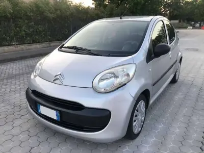 Usata Citroën C1 68 CV (50 kW) 2008 Argento Utilitaria