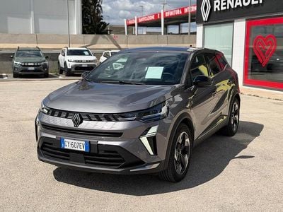 Usata Renault Symbioz Iconic 93 CV (68 kW) 2025 Grigio SUV