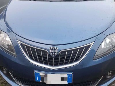 usata Lancia Ypsilon 1.0 firefly hybrid Gold s&s 70cv