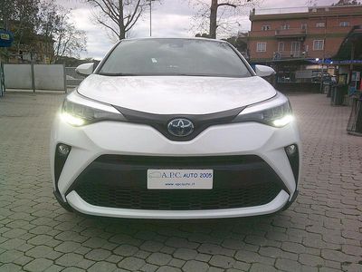 Second-hand Toyota C-HR Active 97 CP (71 kW) 2023 Alb SUV