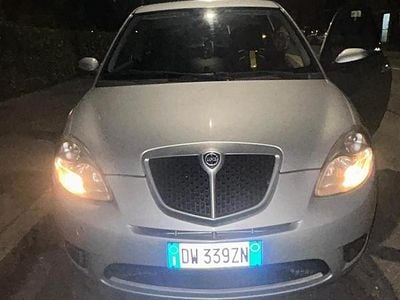 Usata Lancia Ypsilon 77 CV (56 kW) 2008 Grigio Utilitaria