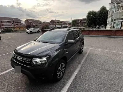 Usata Dacia Duster Journey 101 CV (74 kW) 2023 Grigio SUV