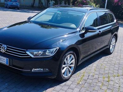 Usata VW Passat 150 CV (110 kW) 2018 Nero Station wagon