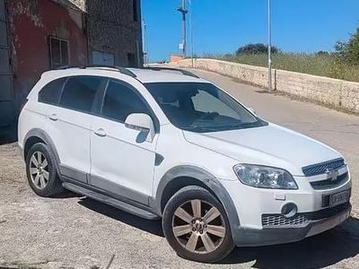 Usata Chevrolet Captiva 2008 Bianco SUV