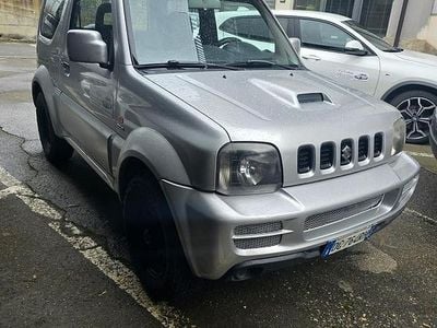 Usata Suzuki Jimny 86 CV (63 kW) 2007 Grigio SUV