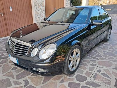 Mercedes E320