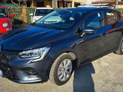 Usata Renault Clio V 100 CV (73 kW) 2020 Grigio Berlina