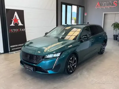 Usata Peugeot 308 SW Allure 131 CV (96 kW) 2022 Verde Station wagon