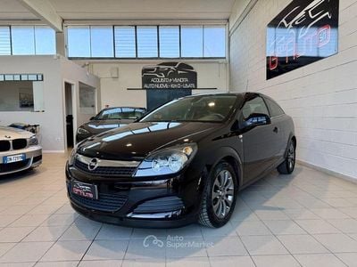 Occasion Opel Astra GTC Edition 90 ch (66 kW) 2010 Noir Citadine