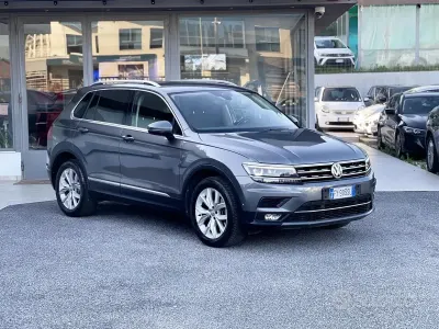 Usata VW Tiguan 150 CV (110 kW) 2019 Grigio SUV