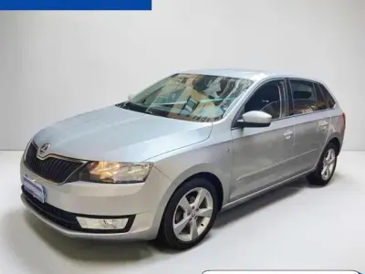 Usata Skoda Rapid Ambition 105 CV (77 kW) 2013 Grigio scuro metallizzato Utilitaria