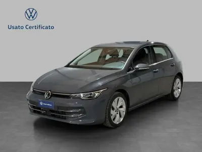 Usata VW Golf VIII Style 150 CV (110 kW) 2025 Dolphin grey metallizzato Berlina