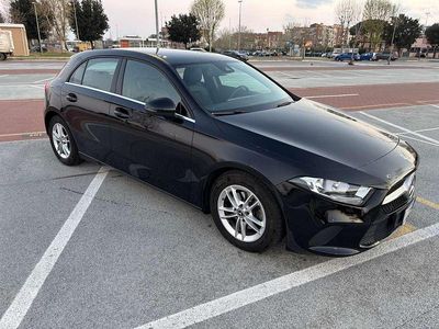 Occasion Mercedes A180 Business 116 ch (85 kW) 2019 Noir Berline