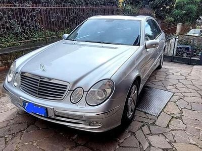 Argento Usata 2004 Mercedes E270 Avantgarde Berlina | 4500 € (Super prezzo)