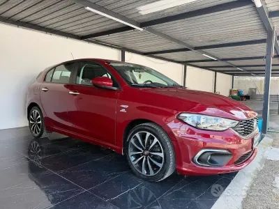 Usata Fiat Tipo Lounge 120 CV (88 kW) 2017 Rosso Berlina