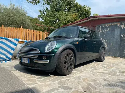 Usata Mini ONE 90 CV (66 kW) 2003 Verde Utilitaria