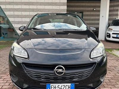 Usata Opel Corsa Innovation 89 CV (65 kW) 2017 Nero Berlina