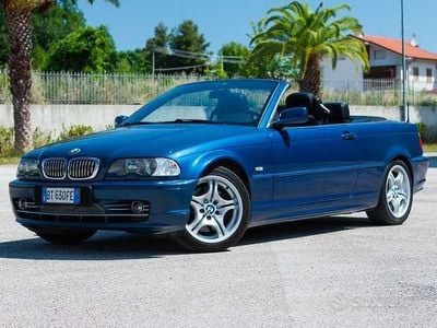 Blu Usata 2001 BMW 330 Cabriolet Efficient Dynamics Cabrio | 14.500 €