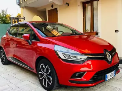 Usata Renault Clio IV Intens 110 CV (80 kW) 2016 Rosso Berlina
