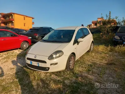 Usata Fiat Punto Evo S 75 CV (55 kW) 2012 Bianco Utilitaria