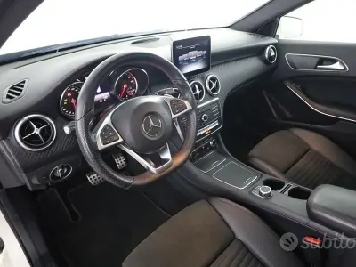 Usata Mercedes A180 Premium 109 CV (80 kW) 2018 Bianco cirrus Berlina