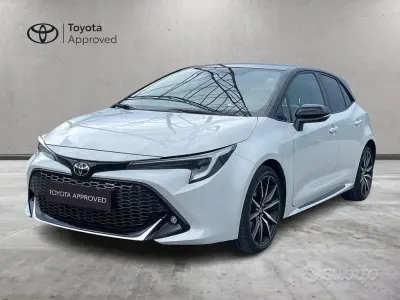 Usata Toyota Corolla Sport 98 CV (72 kW) 2023 Grigio Berlina