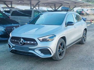 Mercedes GLA200
