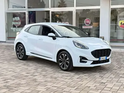 Usata Ford Puma ST-Line 125 CV (91 kW) 2021 Bianco SUV