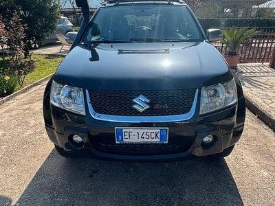 Usata Suzuki Grand Vitara 106 CV (77 kW) 2012 Nero SUV