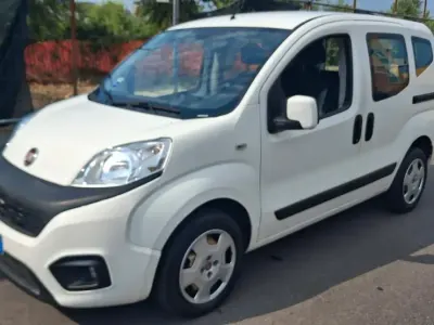 Usata Fiat Qubo Trekking 80 CV (58 kW) 2019 Bianco Monovolume