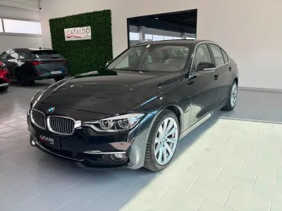 Usata BMW 330 iPerformance 184 CV (135 kW) 2017 Nero Berlina