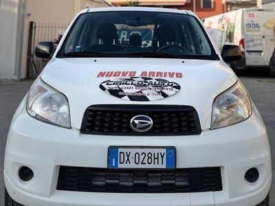 Usata Daihatsu Terios 105 CV (77 kW) 2009 Bianco SUV