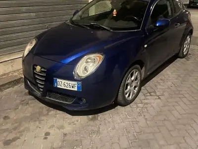 Usata Alfa Romeo MiTo 105 CV (77 kW) 2009 Bluazzurro Utilitaria