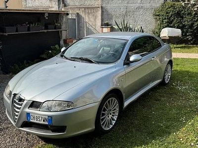 Usata Alfa Romeo GT 150 CV (110 kW) 2004 Grigio Coupé