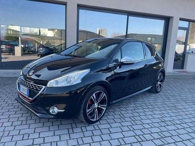 Nero Usata 2013 Peugeot 208 GTi Utilitaria | 10.500 € (Buon prezzo)