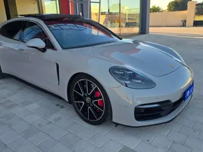 Usata Porsche Panamera 441 CV (324 kW) 2021 Other Berlina
