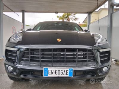 Porsche Macan S