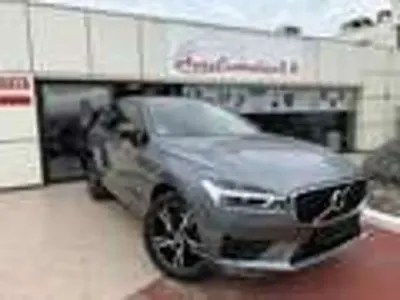 Usata Volvo XC60 R-Design 190 CV (139 kW) 2020 Grigio metallic SUV
