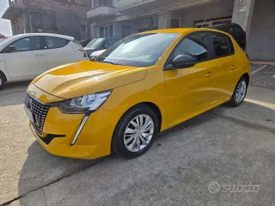 Usata Peugeot 208 Active 75 CV (55 kW) 2023 Giallo Utilitaria