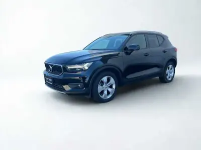 Usata Volvo XC40 Momentum 150 CV (110 kW) 2020 Nero SUV