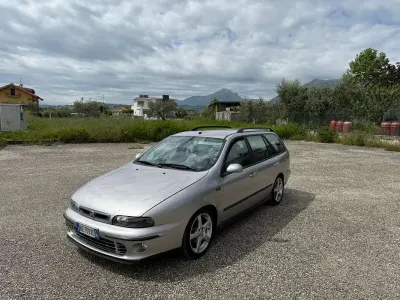 Usata Fiat Marea Weekend 110 CV (80 kW) 2001 Argento Station wagon